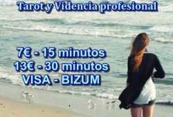 TAROT VALERIA REY