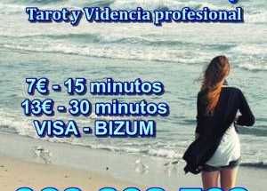 TAROT VALERIA REY