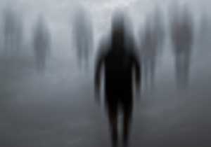 ¿Qué hacer si estás sintiendo la presencia de un familiar fallecido en casa?